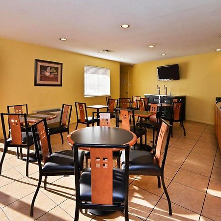 Xecutive Inn And Suites Center Dış mekan fotoğraf